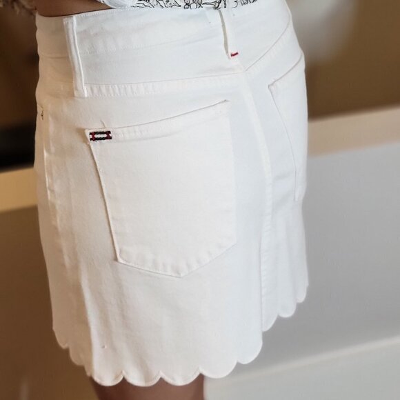 Alice + Olivia Neutral White Mini Jean Skirt Scalloped Hem Girlhood Core XS - Picture 4 of 10